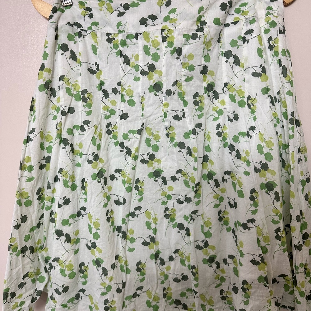 Prod(u)ct Green Leaf Skirt